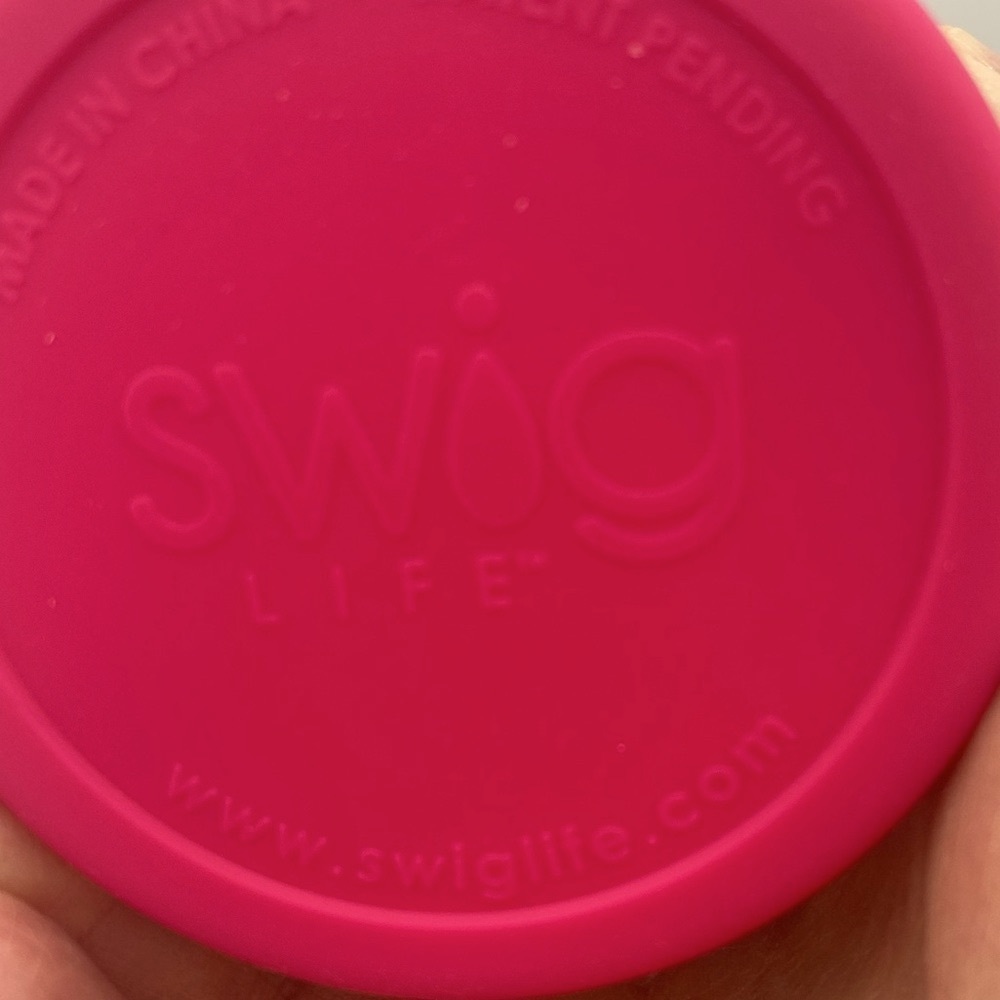 Swig Party Animal Can Cooler. Swig Life www. Swiglife.com. Skinny can cooler - Picture 6 of 10